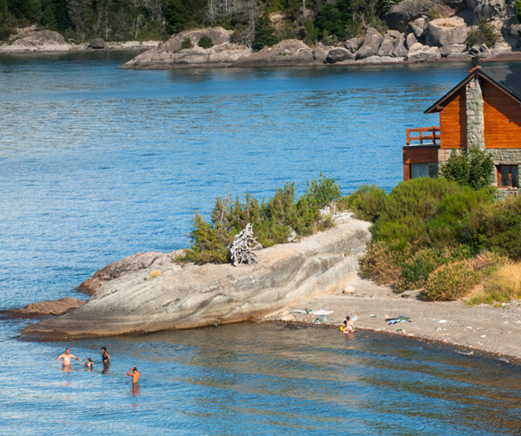 Atividades e excursões lacustres na Isla Victoria