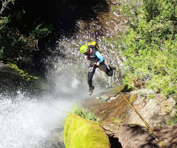 Canyoning