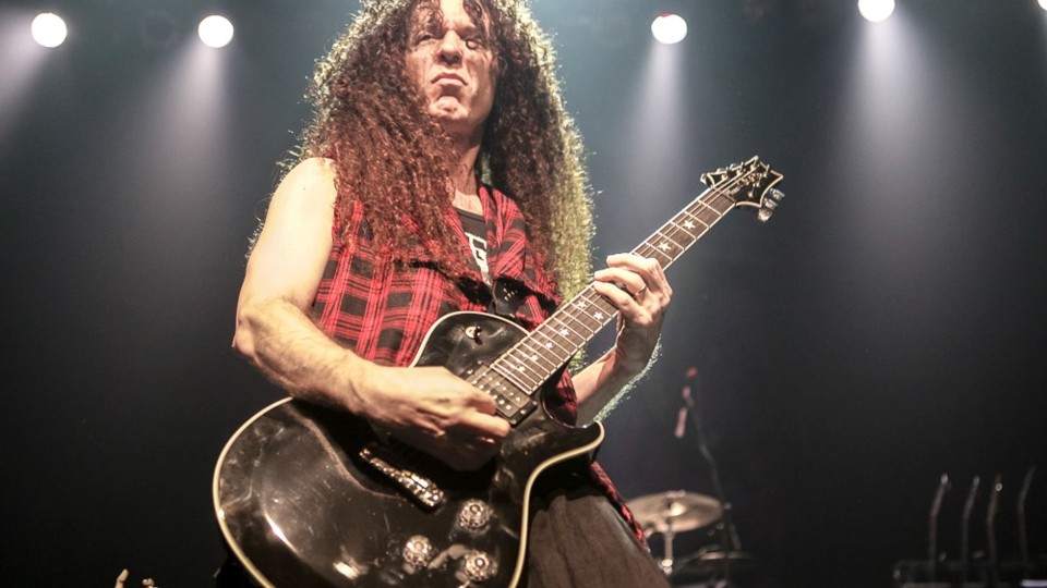 Marty Friedman, de Megadeth, toca en La Baita